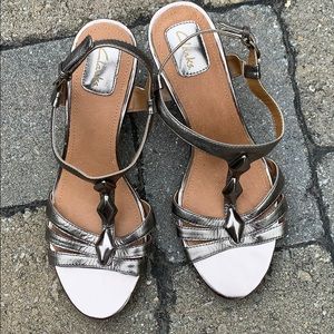 Never worn super comfy